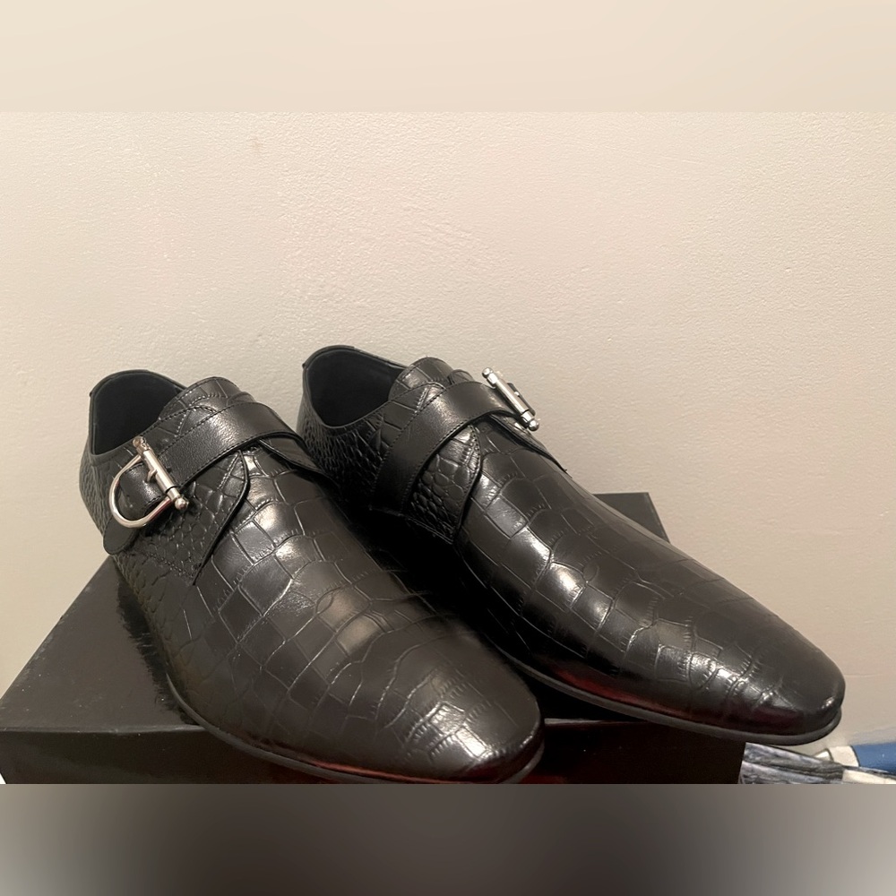 New hand made Oulanshi, black leather mens shoes, with crocodile print, size 12